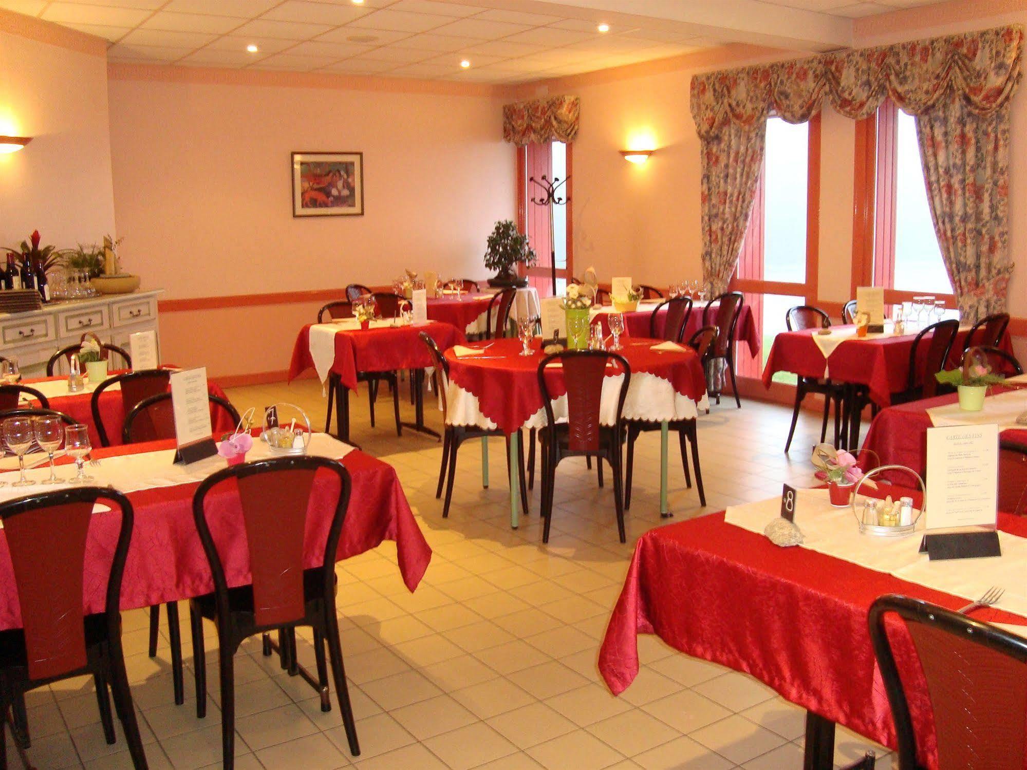 Hotel Le Bretagne Louvigne-de-Bais Luaran gambar
